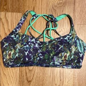 LULULEMON FREE TO BE BRA